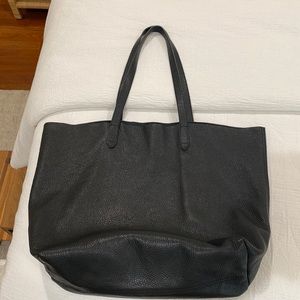 Cuyana Black Leather tote bag